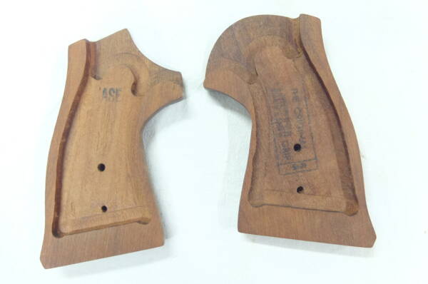 GUANCETTE REVOLVER DA IDENTIFICARE - immagine 2