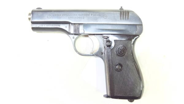 CESKA ZBROJOVKA NARODNI PODNIK STRAKONICE MOD.27 CAL.7,65BR