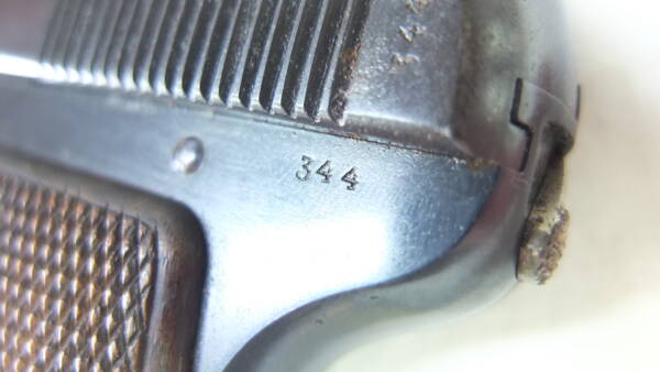 P.BERETTA MOD.1915 CAL.9GLISENTI - immagine 6